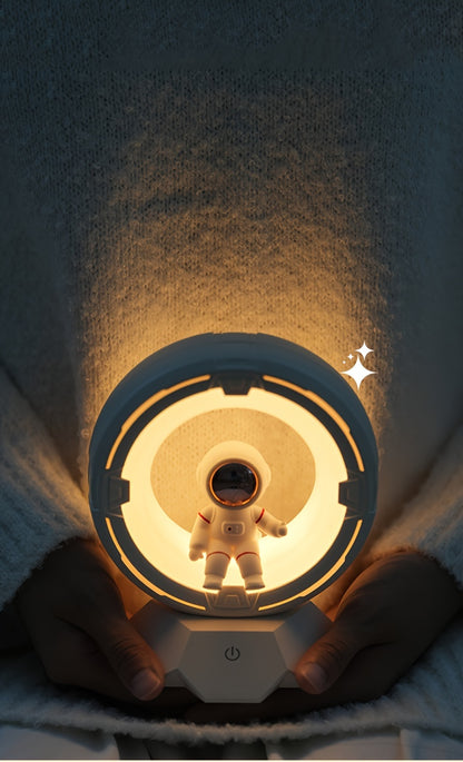 Astronaut Night Light, Rechargeable Bedside Lamp, 3 Color Lights, 4 Adjustable Brightness Levels, Bedroom Sleep Light, Astronaut Desktop Decoration, Birthday Gift, Christmas Gift