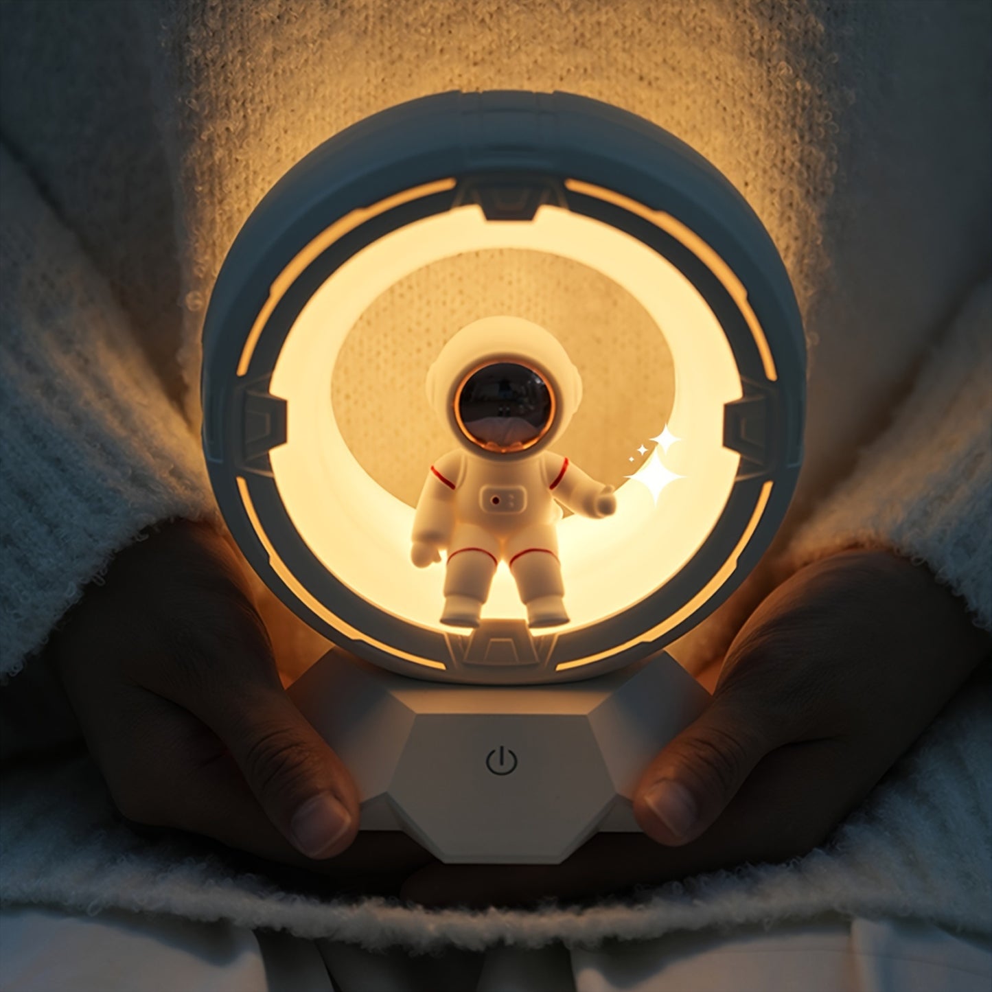 Astronaut Night Light, Rechargeable Bedside Lamp, 3 Color Lights, 4 Adjustable Brightness Levels, Bedroom Sleep Light, Astronaut Desktop Decoration, Birthday Gift, Christmas Gift