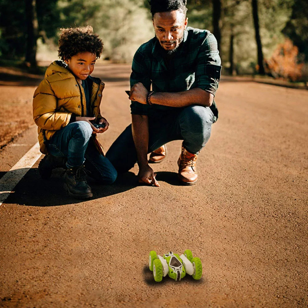 Voiture RC Acrobatique - Rotation 360° 2.4G